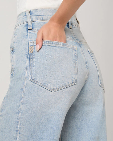PAIGE ARELLIA SKIMMER JEAN