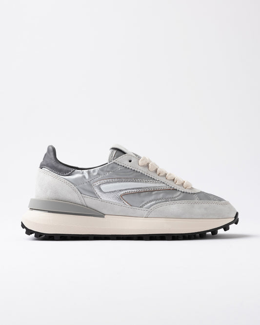 D.A.T.E ATHLETA LAMINATED SILVER
