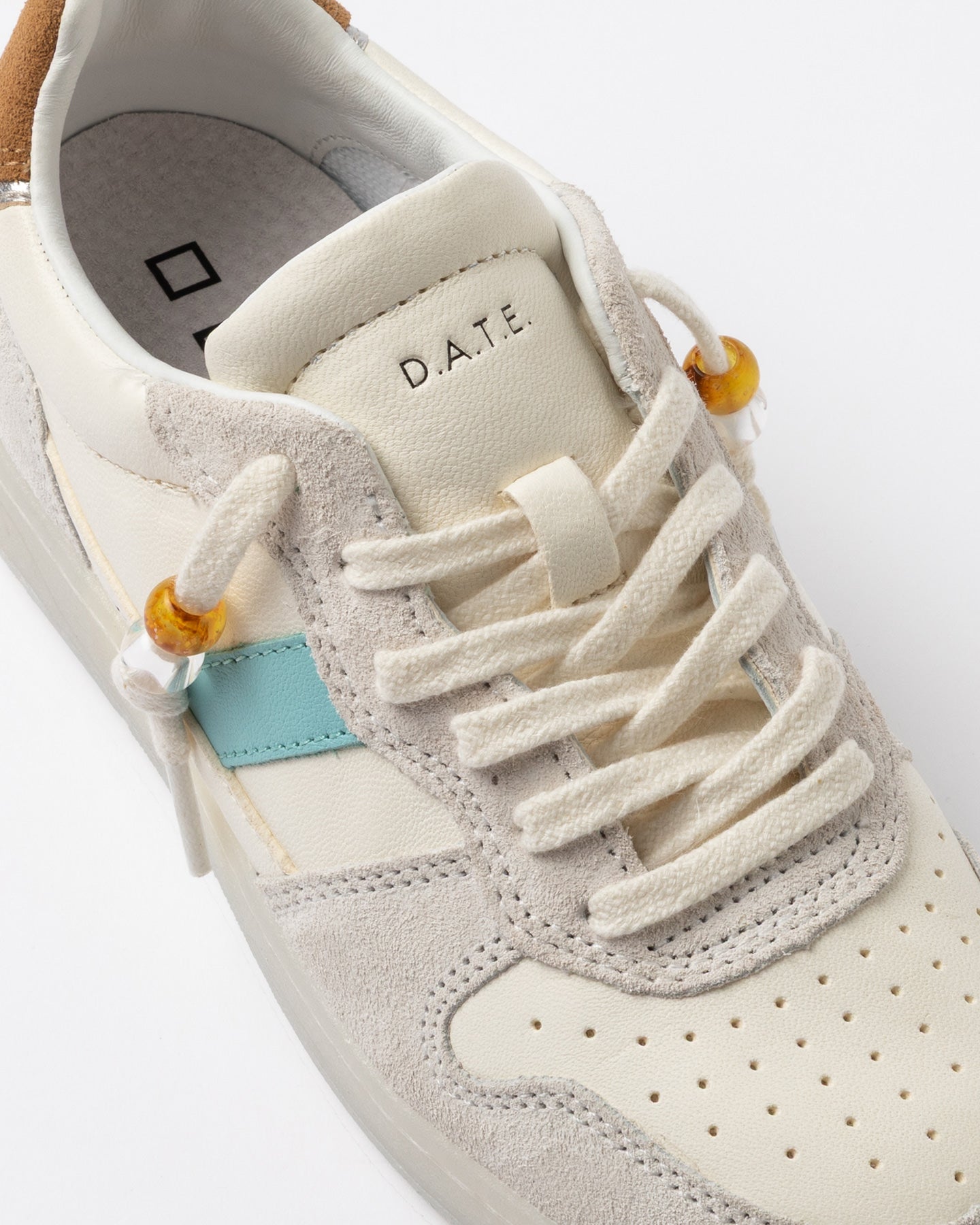 D.A.T.E SNEAKERS COURT VINTAGE CALF WHITE CUOIO