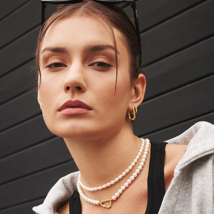 ANIA HAIE GOLD LOBSTER CLASP SHELL PEARL NECKLACE