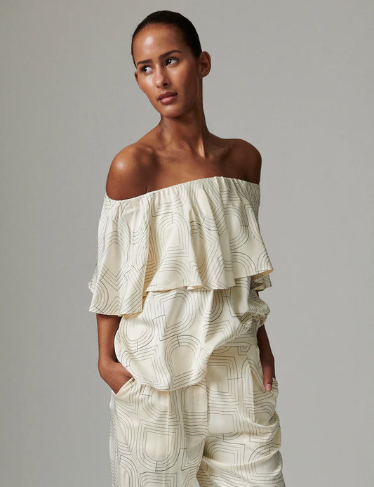 DAY BIRGER ET MIKKELSEN HON TOP