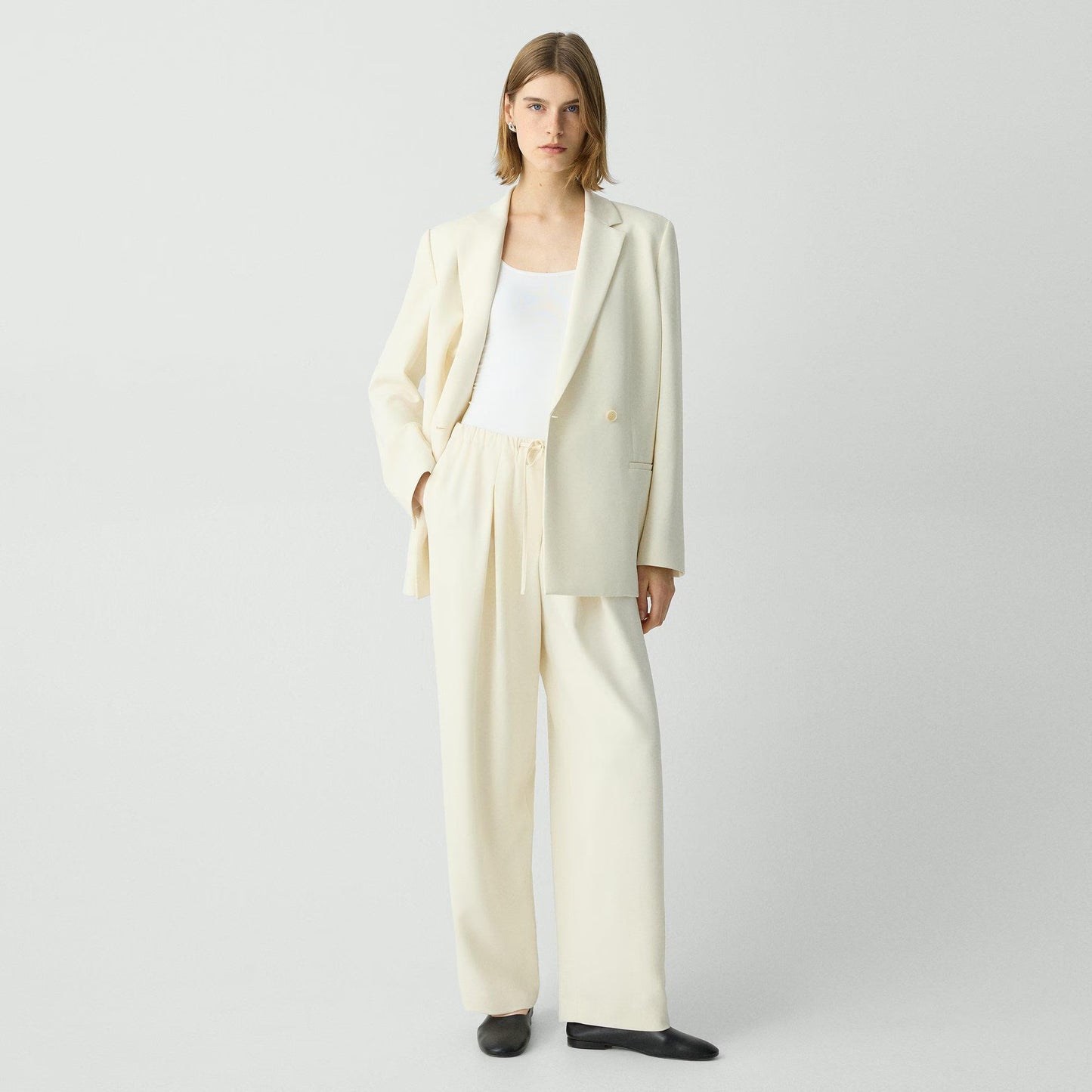 Theory Pleated Pull-On Trousers in Admiral Crepe